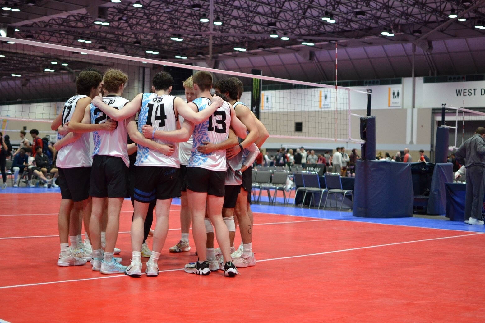 Team huddle at Nationals in Kansas City! (2026)